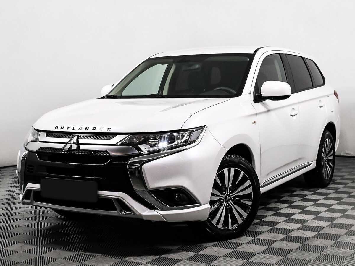 Mitsubishi Outlander с пробегом — 2022 год. Посмотреть фото