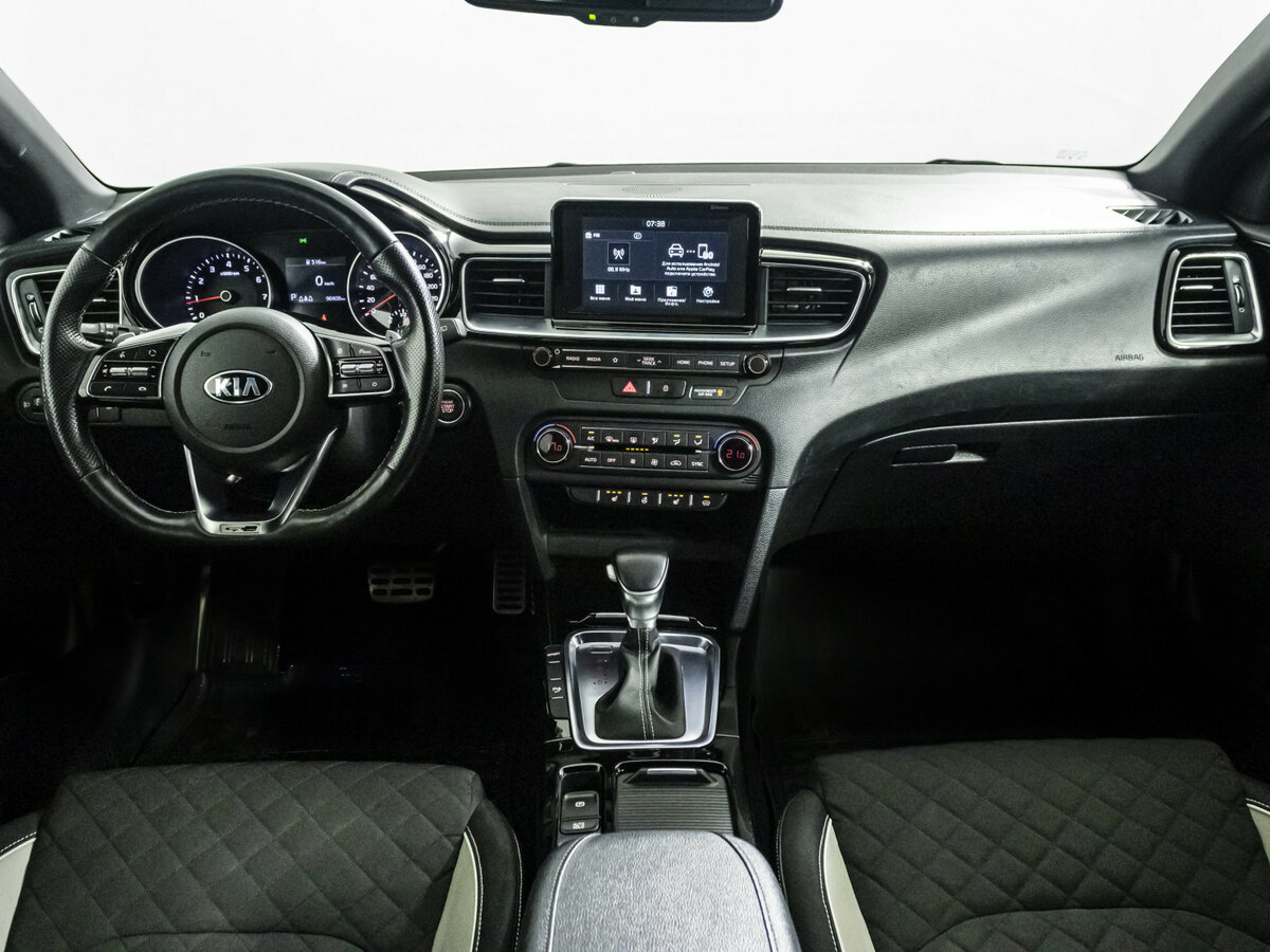 Kia Proceed с пробегом — 2019 год. Фото: #11