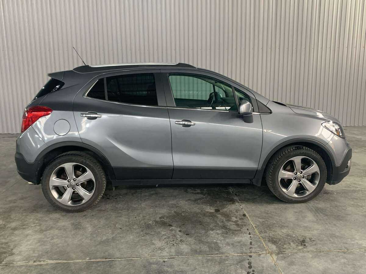Opel Mokka с пробегом — 2014 год. Фото: #3