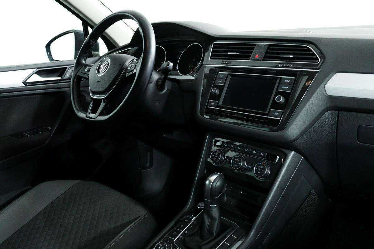 Volkswagen Tiguan с пробегом — 2017 год. Фото: #8