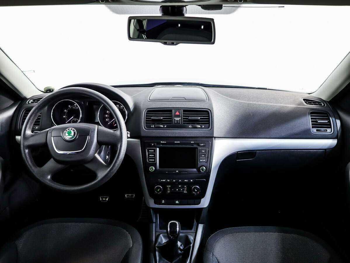 Skoda Yeti с пробегом — 2012 год. Фото: #8