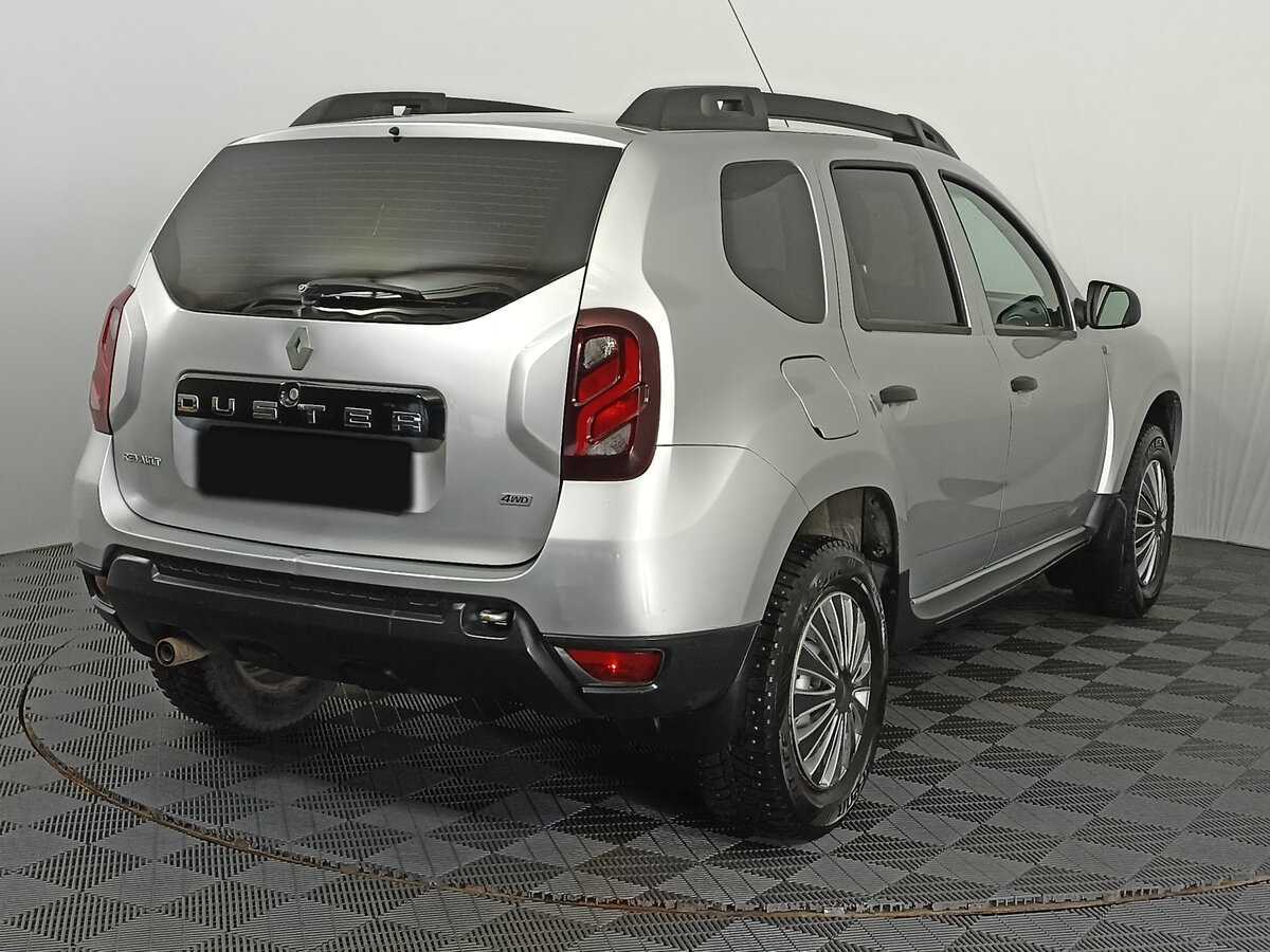 Renault Duster с пробегом — 2017 год. Фото: #3