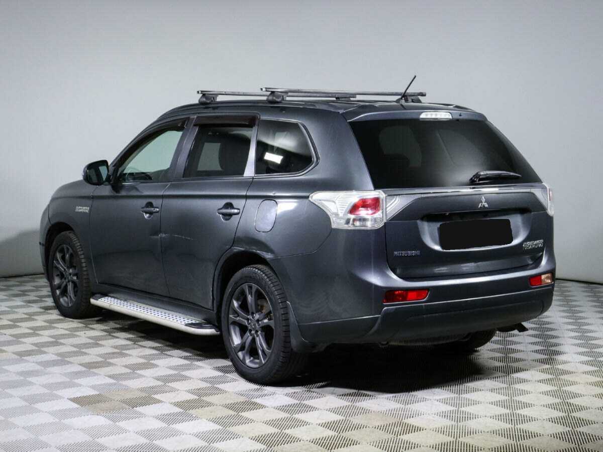 Mitsubishi Outlander с пробегом — 2013 год. Фото: #5