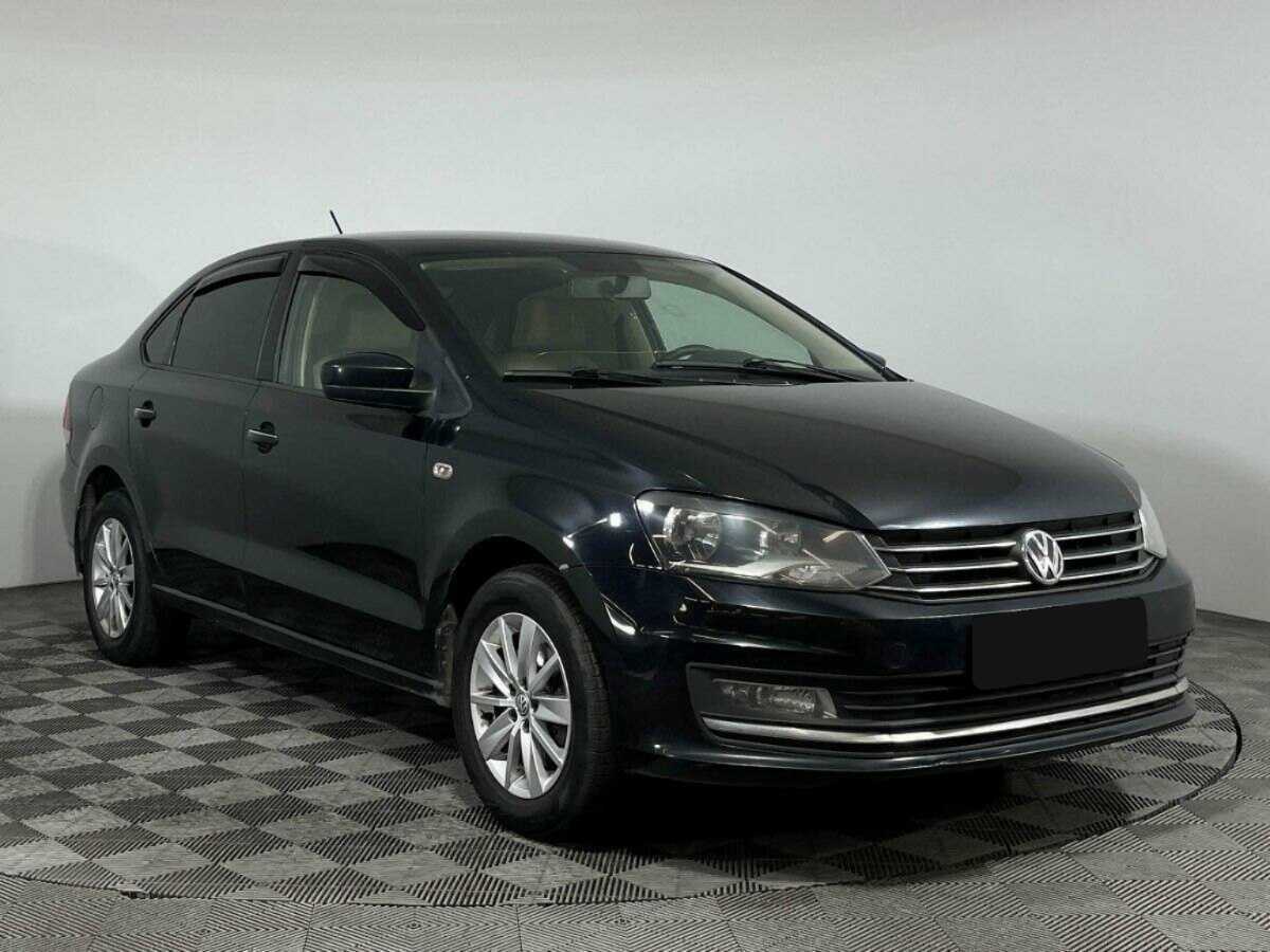 Volkswagen Polo с пробегом — 2016 год. Фото: #2