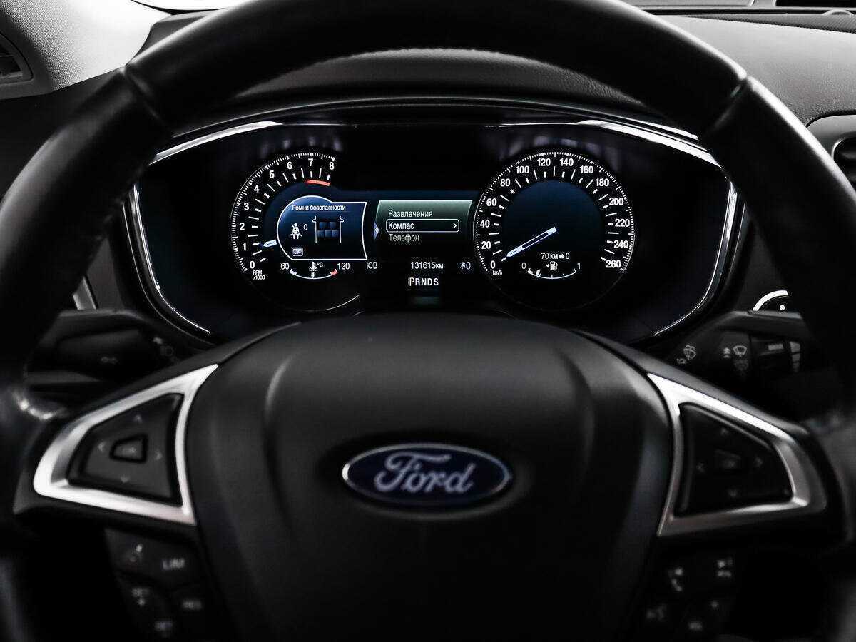 Ford Mondeo с пробегом — 2015 год. Фото: #17
