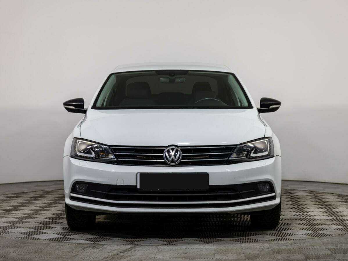 Volkswagen Jetta с пробегом — 2017 год. Фото: #0