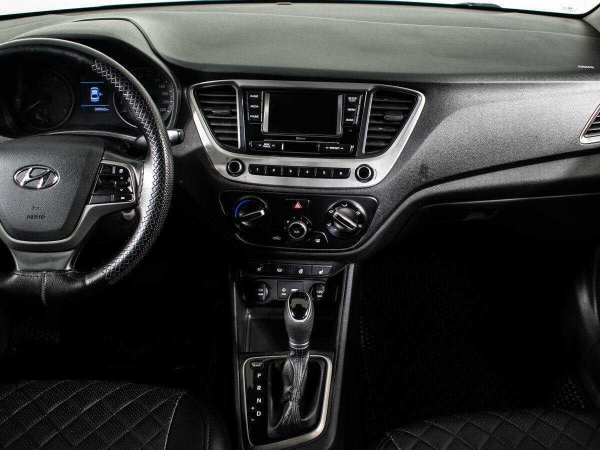 Hyundai Solaris с пробегом — 2018 год. Фото: #11