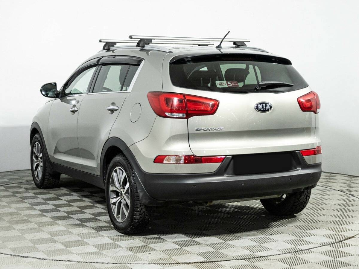 Kia Sportage с пробегом — 2015 год. Фото: #6