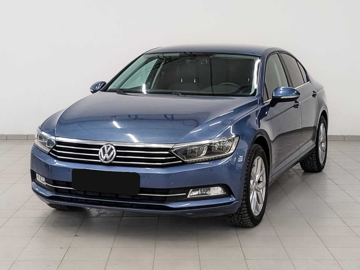 Volkswagen Passat с пробегом — 2015 год. Фото: #0