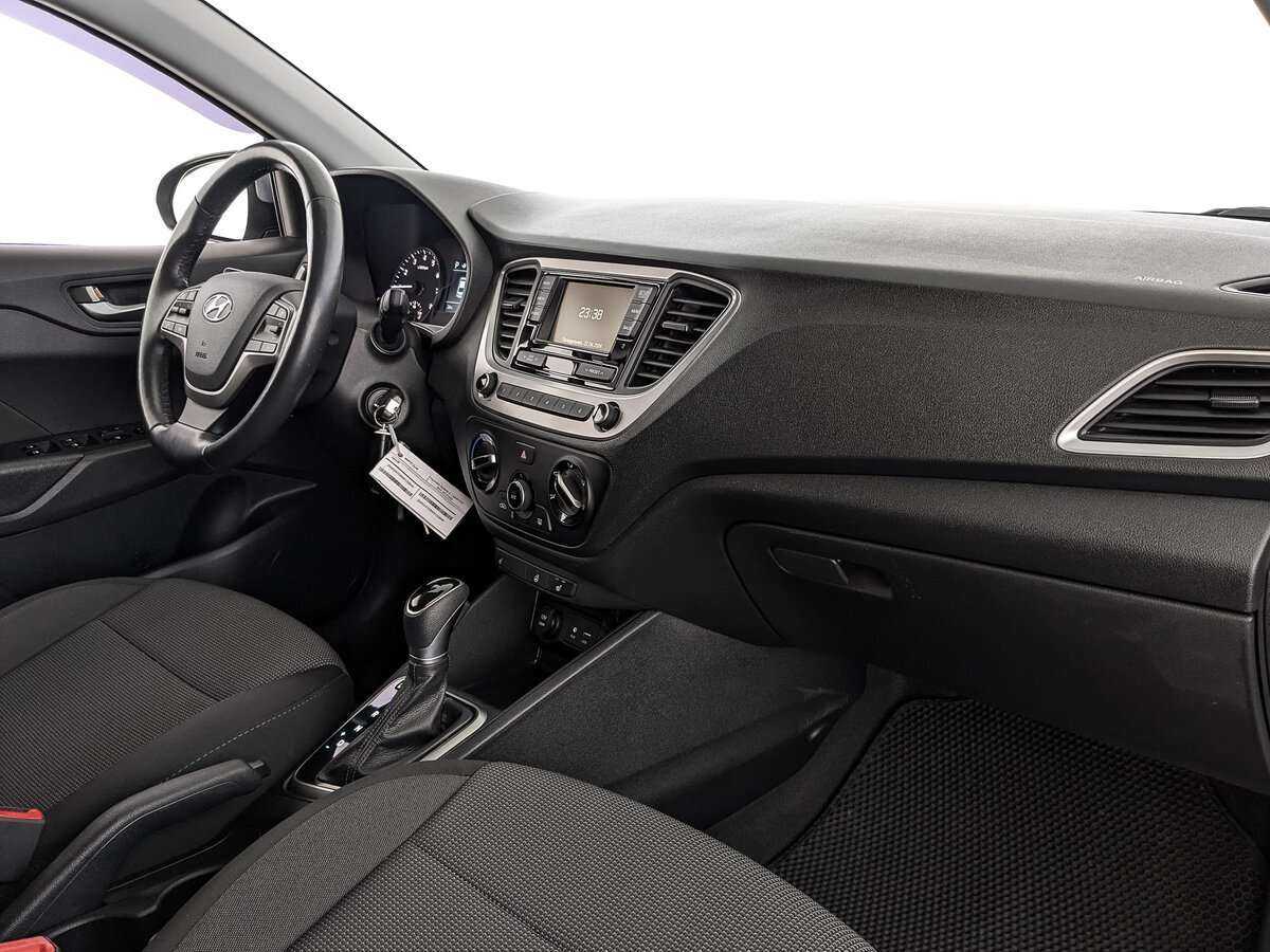 Hyundai Solaris с пробегом — 2018 год. Фото: #12