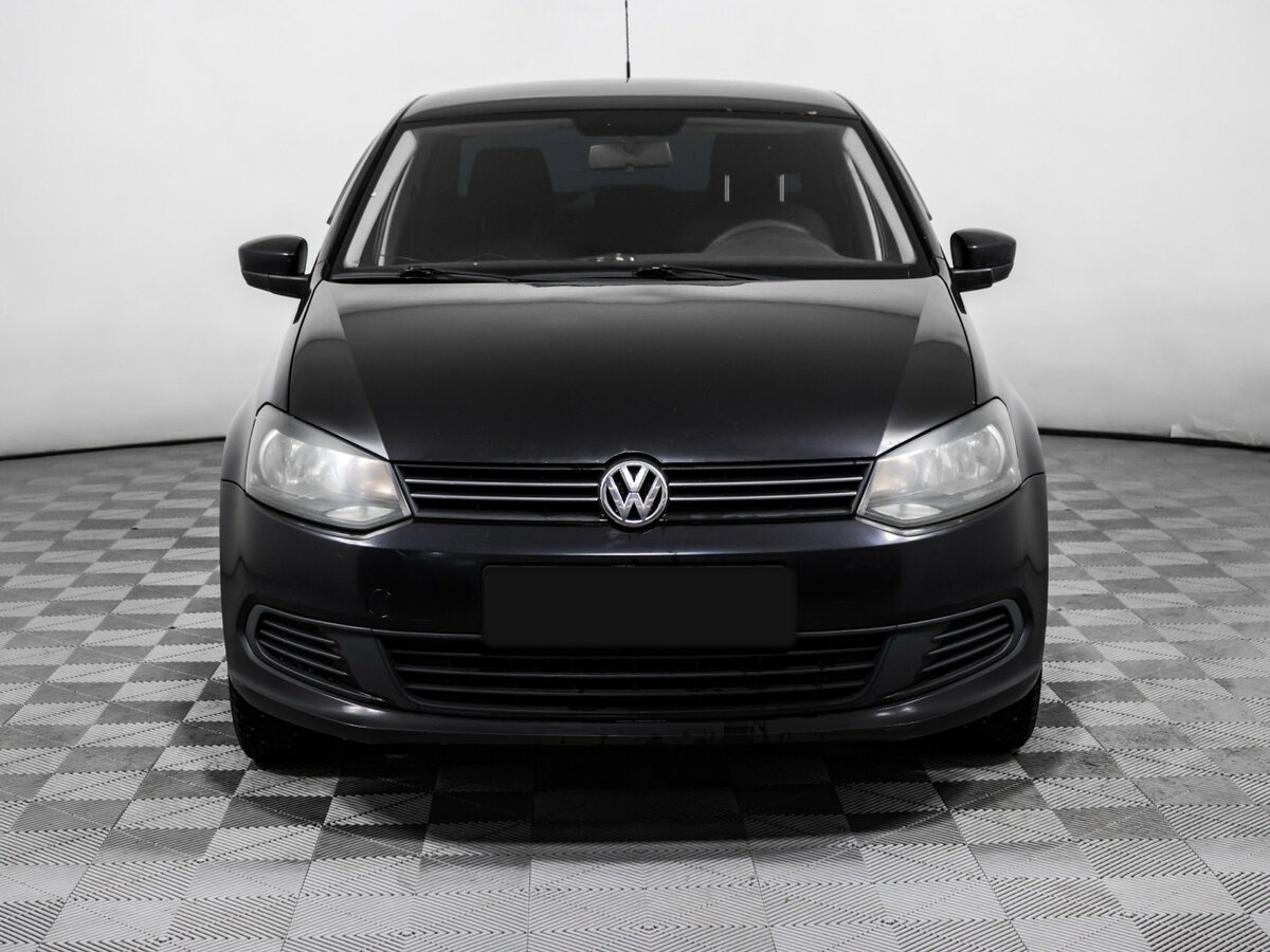 Volkswagen Polo с пробегом — 2012 год. Фото: #1
