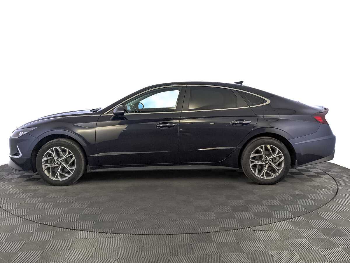 Hyundai Sonata с пробегом — 2021 год. Фото: #7