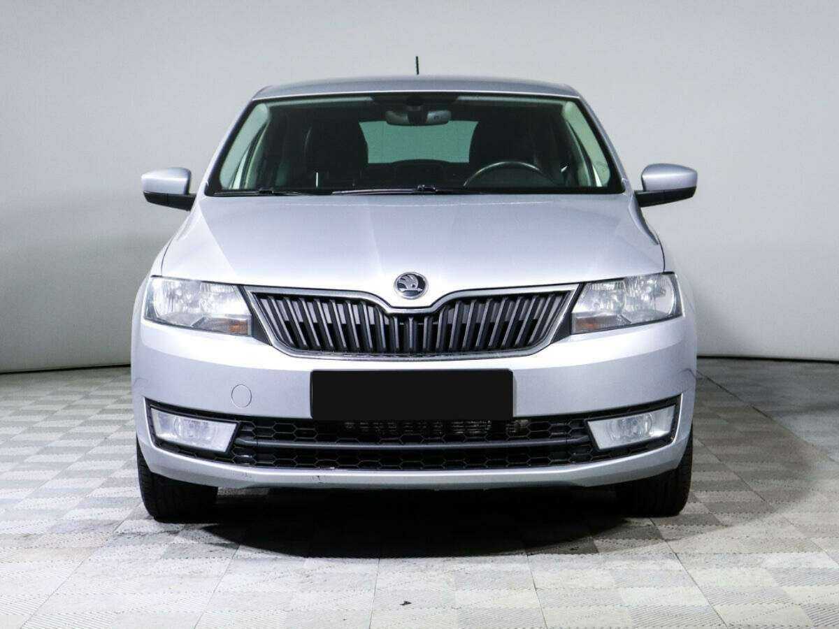 Skoda Rapid с пробегом — 2016 год. Фото: #1