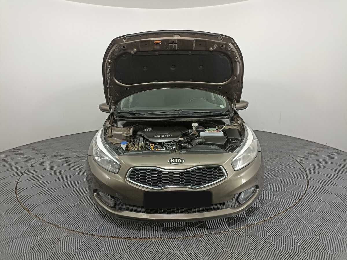 Kia Ceed с пробегом — 2012 год. Фото: #8