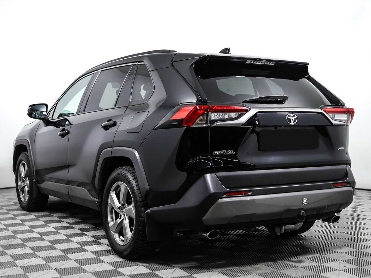 Toyota RAV4 с пробегом — 2020 год. Фото: #6
