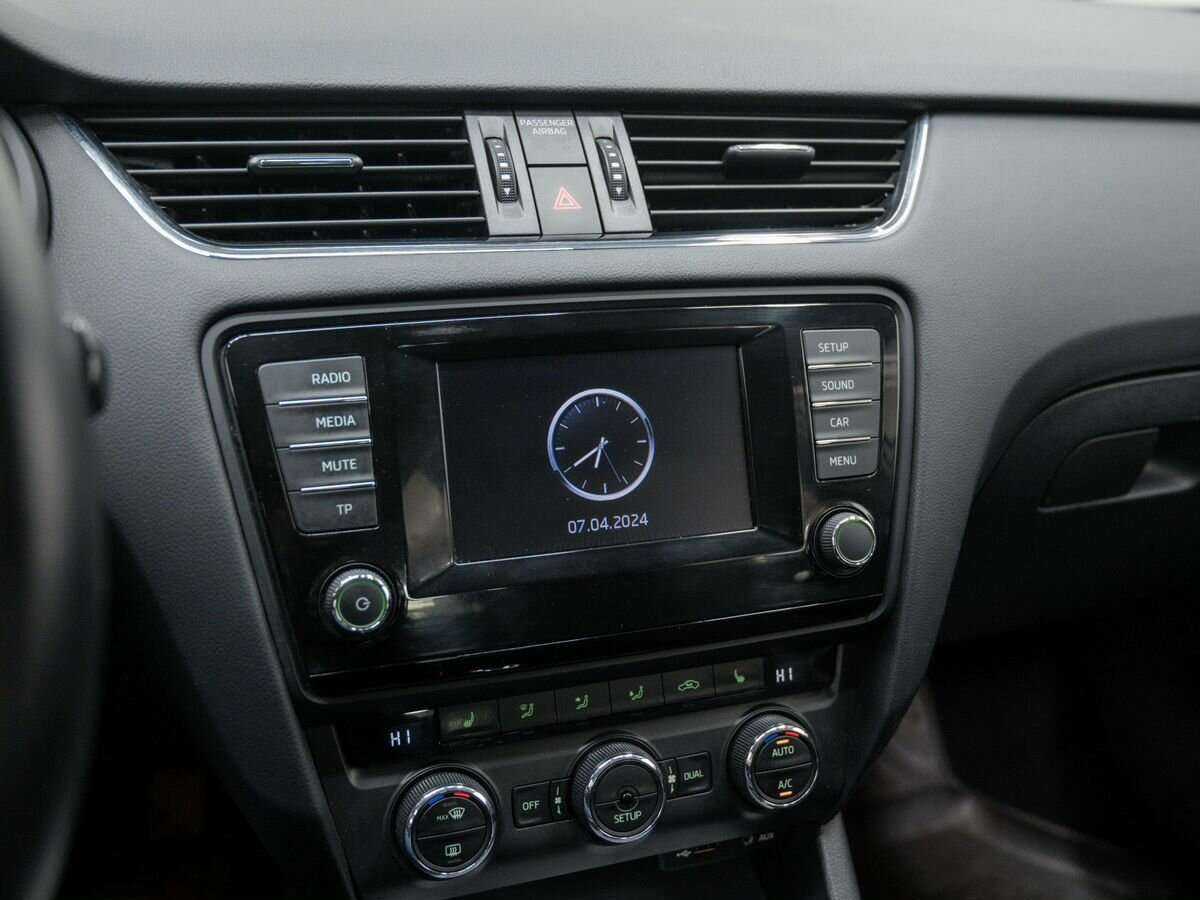 Skoda Octavia с пробегом — 2013 год. Фото: #22