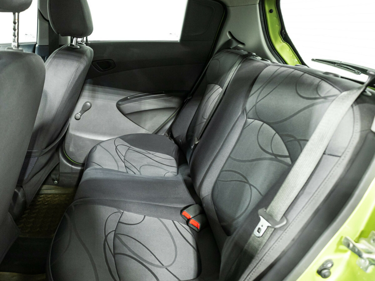 Chevrolet Spark с пробегом — 2012 год. Фото: #9