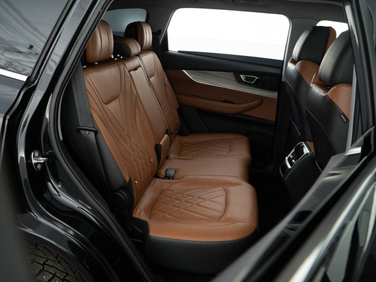 Chery Tiggo 8 Pro Max с пробегом — 2023 год. Фото: #5