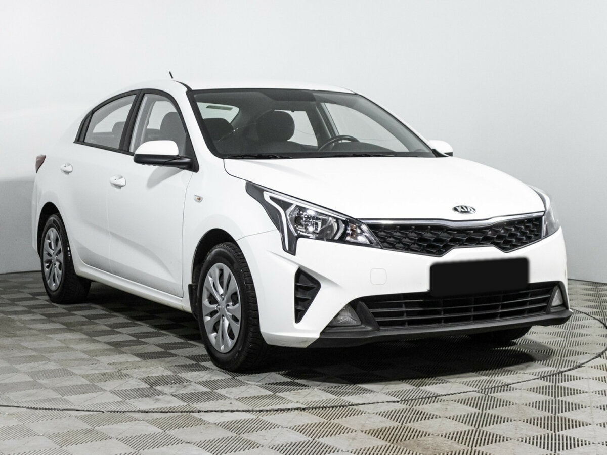 Kia Rio с пробегом — 2021 год. Фото: #2