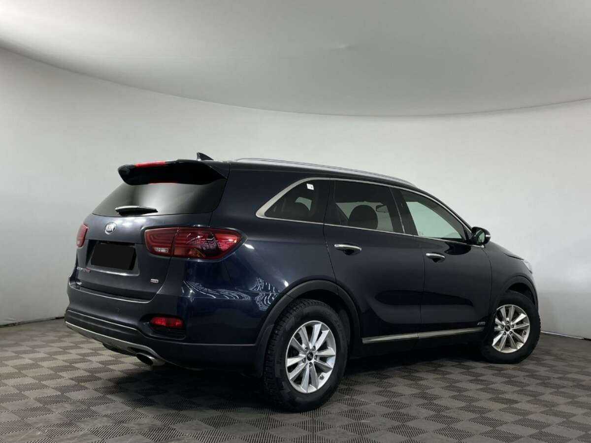 Kia Sorento с пробегом — 2019 год. Фото: #5