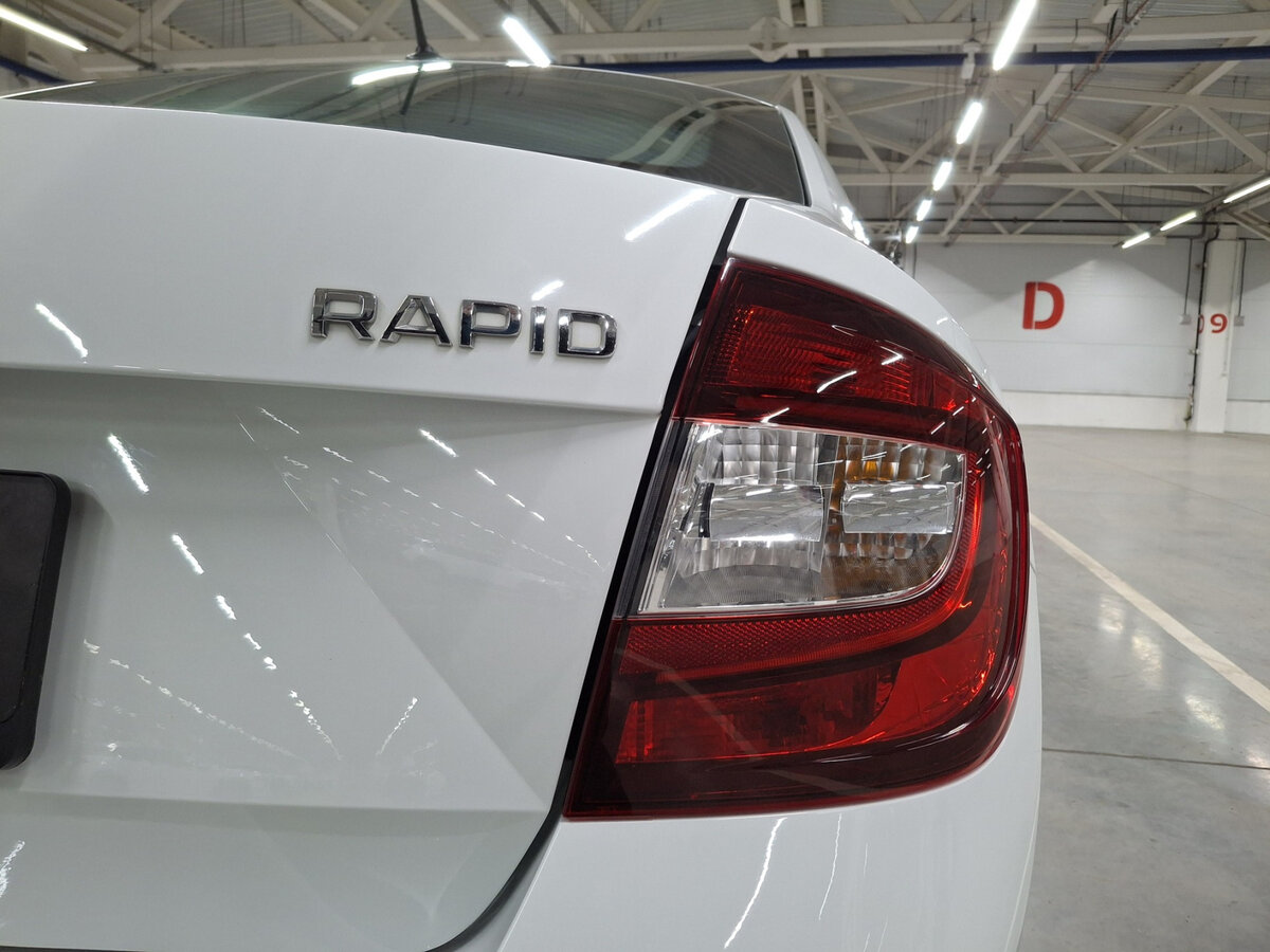Skoda Rapid с пробегом — 2018 год. Фото: #8