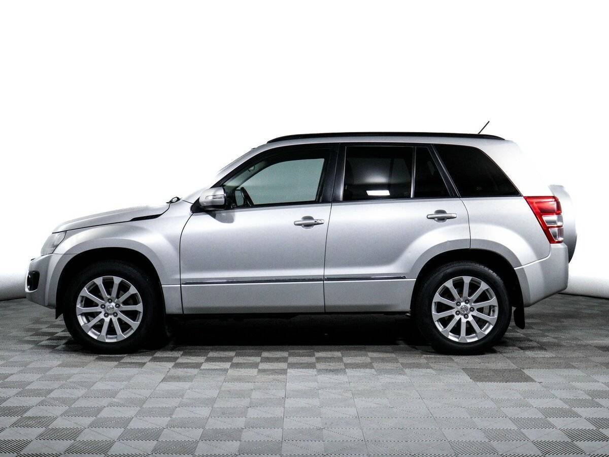 Suzuki Grand Vitara с пробегом — 2013 год. Фото: #4