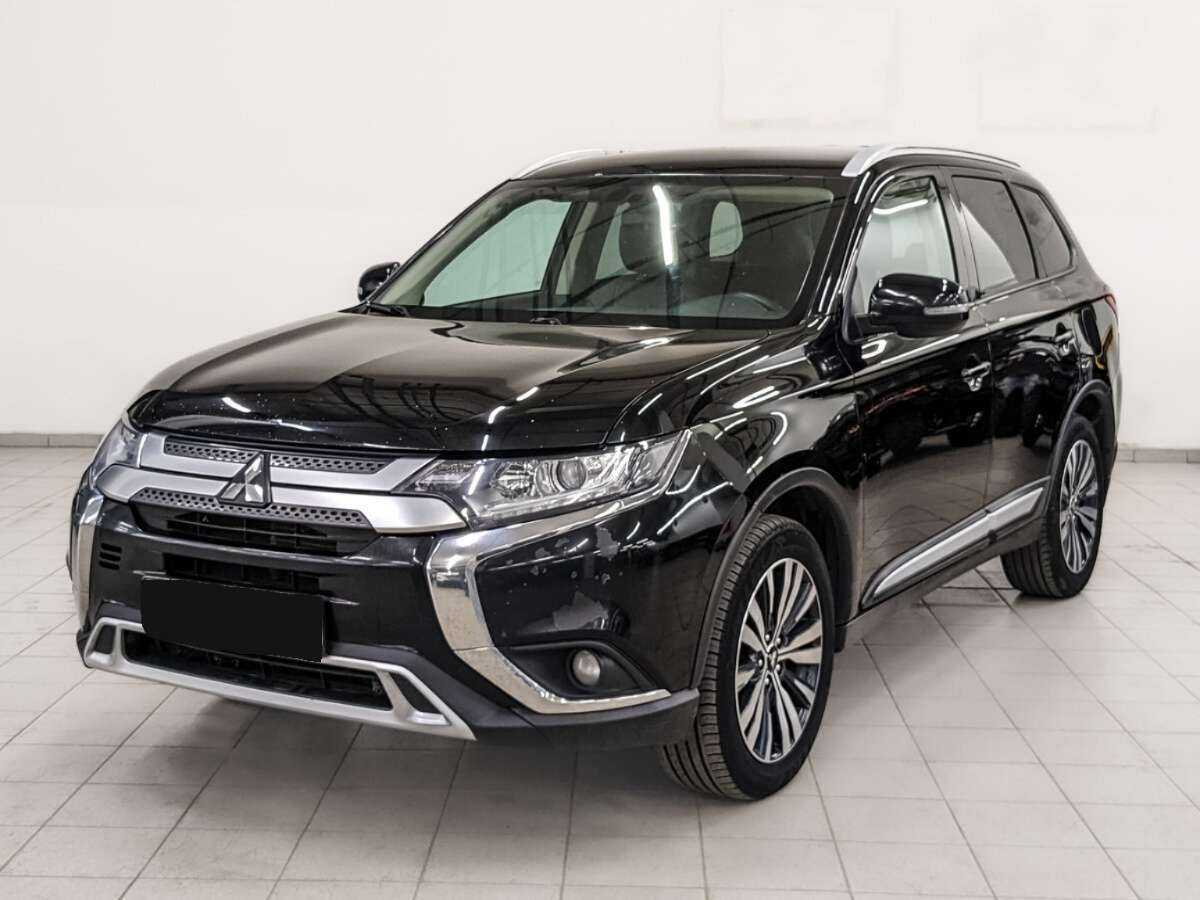 Mitsubishi Outlander с пробегом — 2020 год. Фото: #0