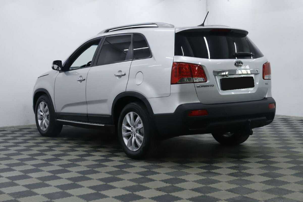 Kia Sorento с пробегом — 2012 год. Фото: #1
