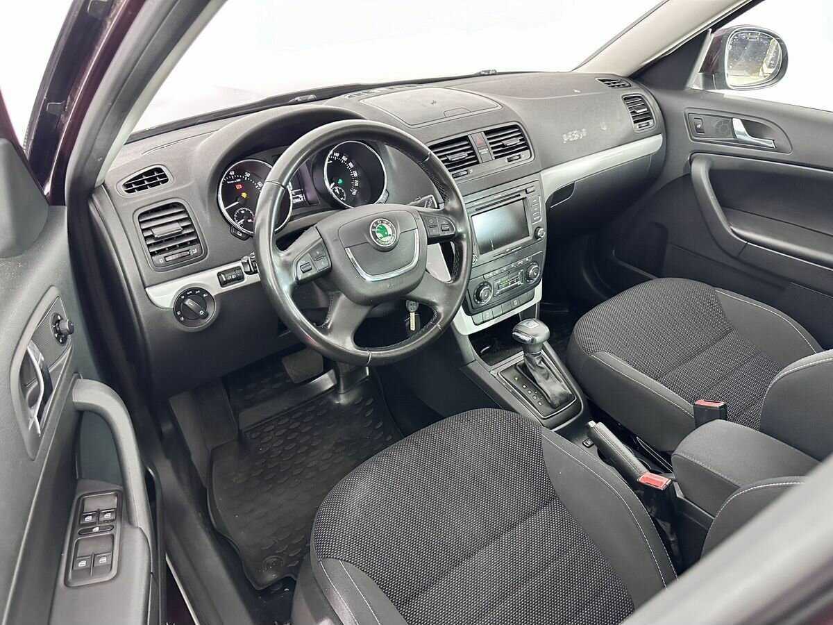 Skoda Yeti с пробегом — 2012 год. Фото: #6