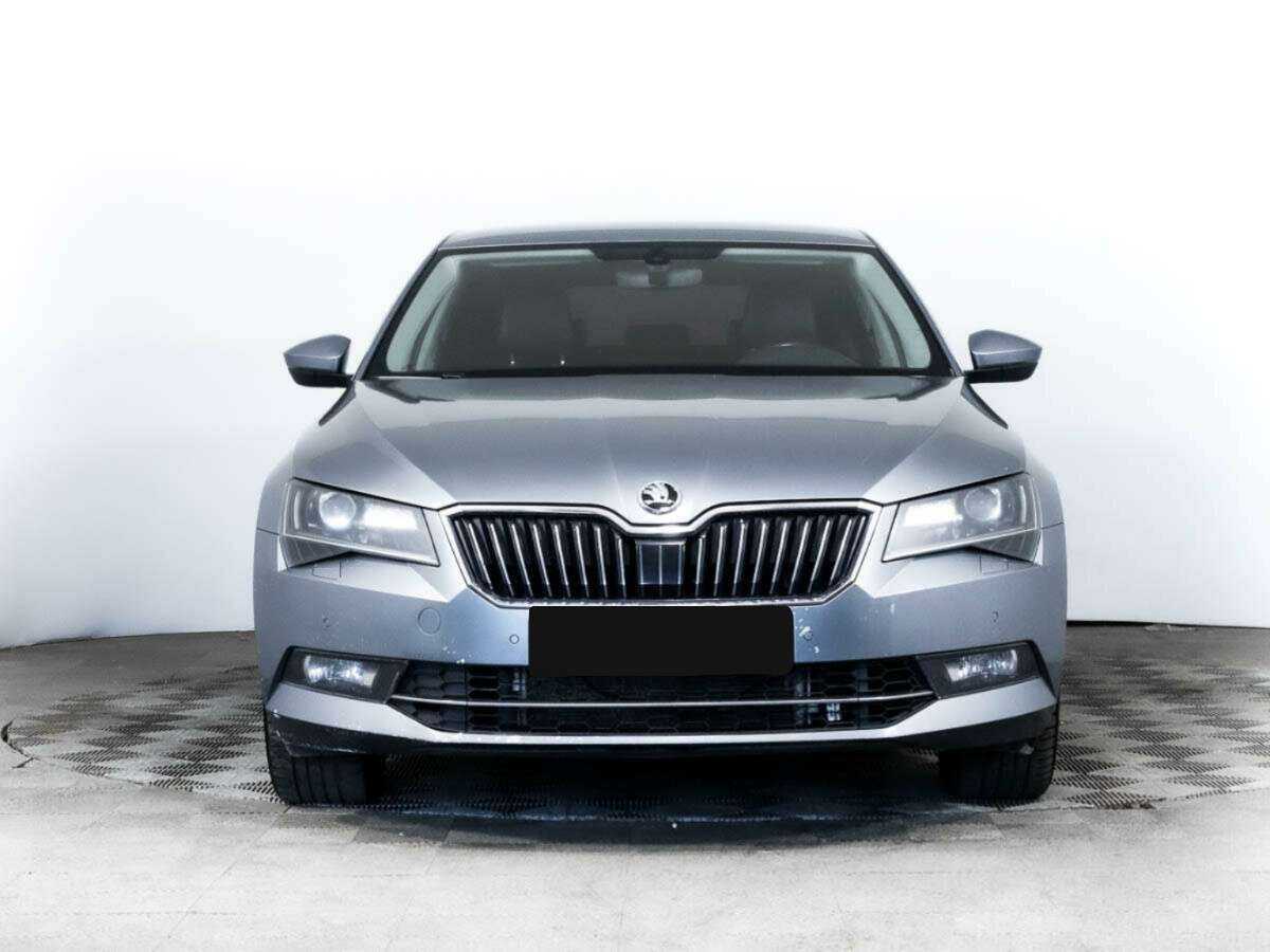 Skoda Superb с пробегом — 2019 год. Фото: #0