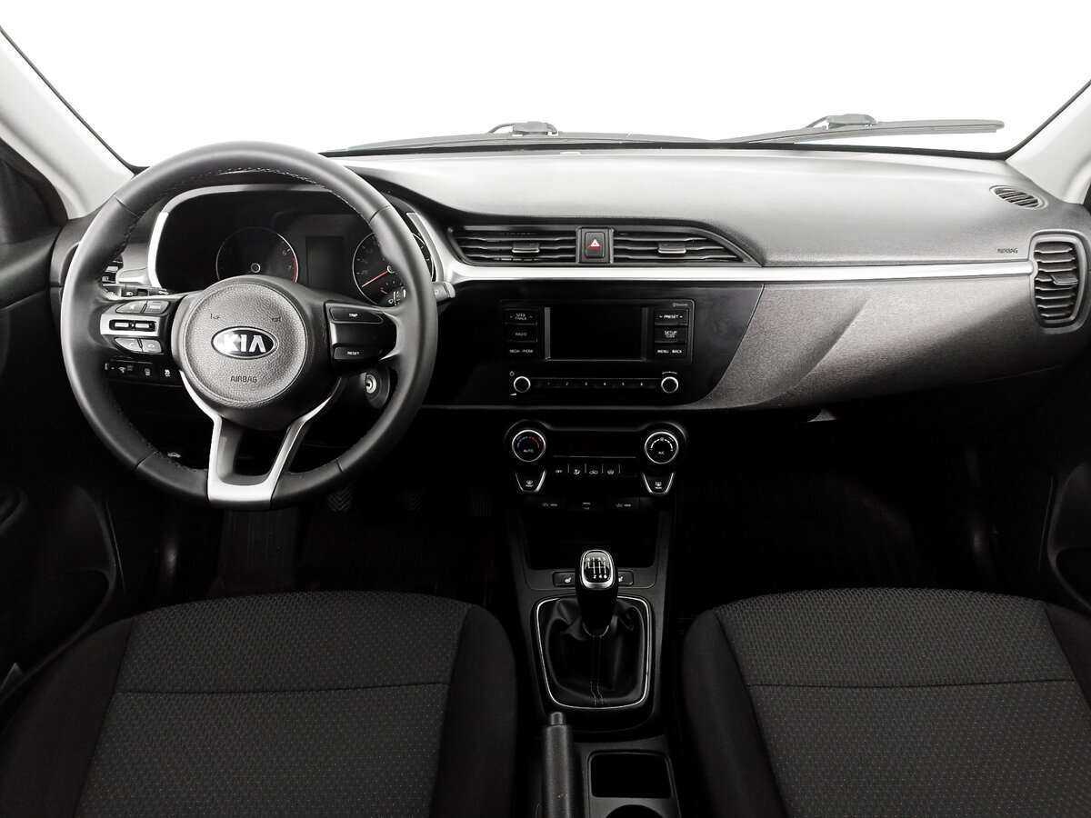 Kia Rio с пробегом — 2020 год. Фото: #9