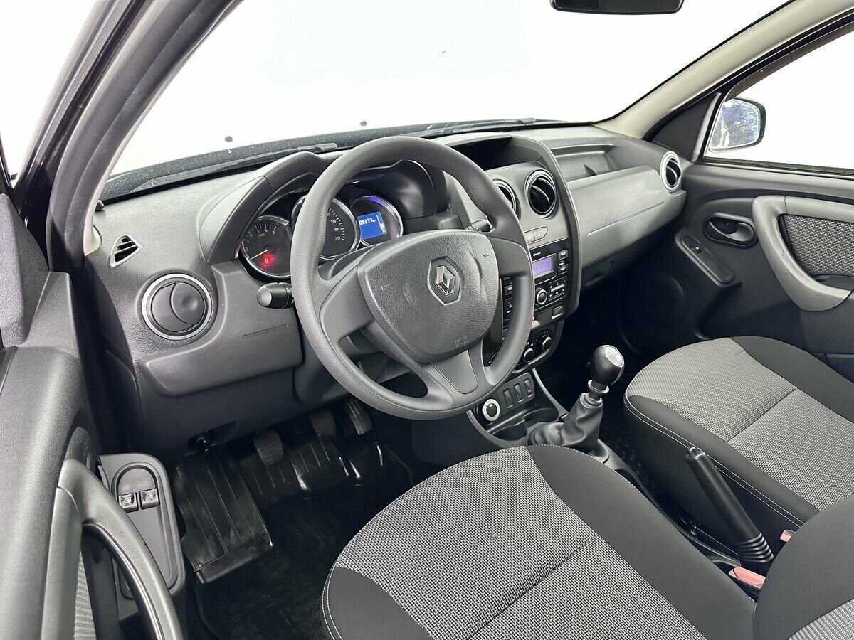 Renault Duster с пробегом — 2018 год. Фото: #6