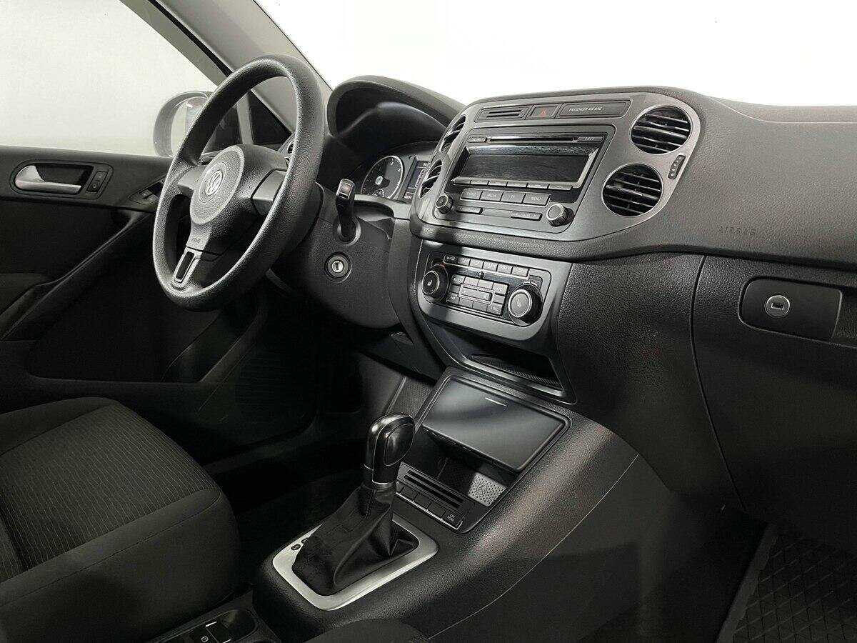 Volkswagen Tiguan с пробегом — 2014 год. Фото: #8