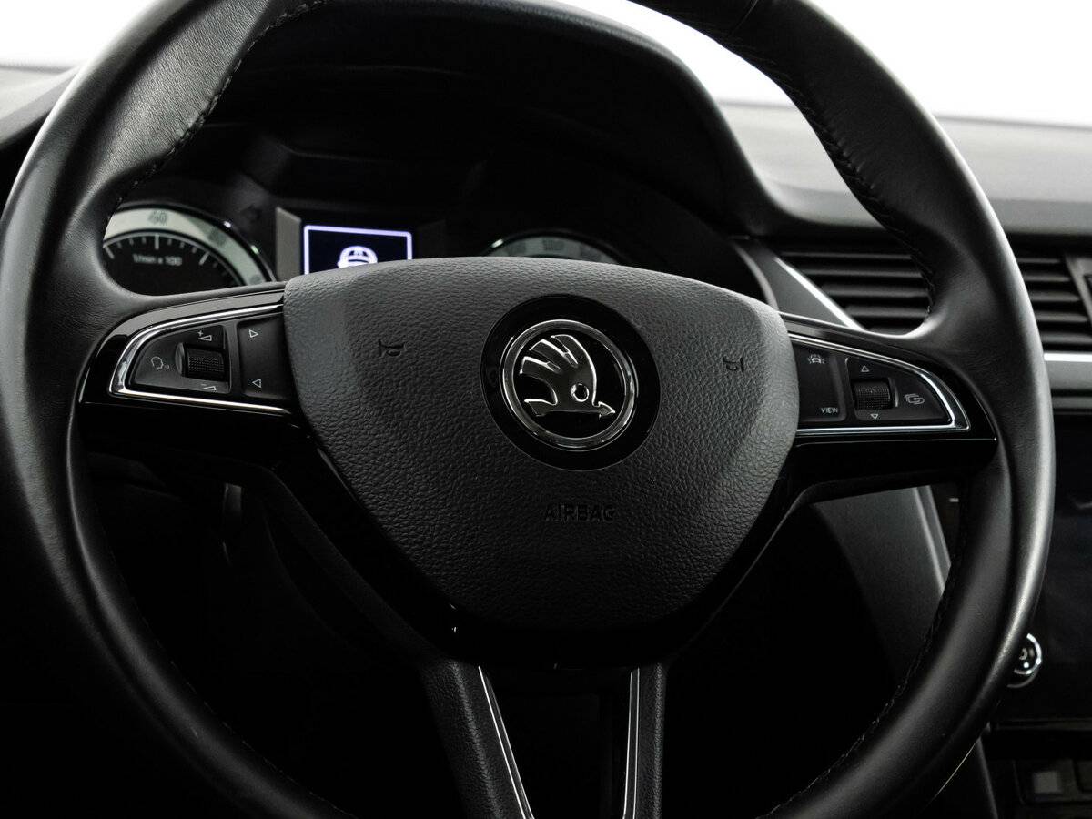 Skoda Octavia с пробегом — 2020 год. Фото: #8