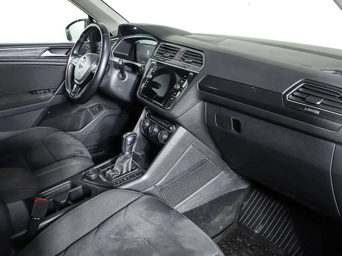 Volkswagen Tiguan с пробегом — 2018 год. Фото: #9