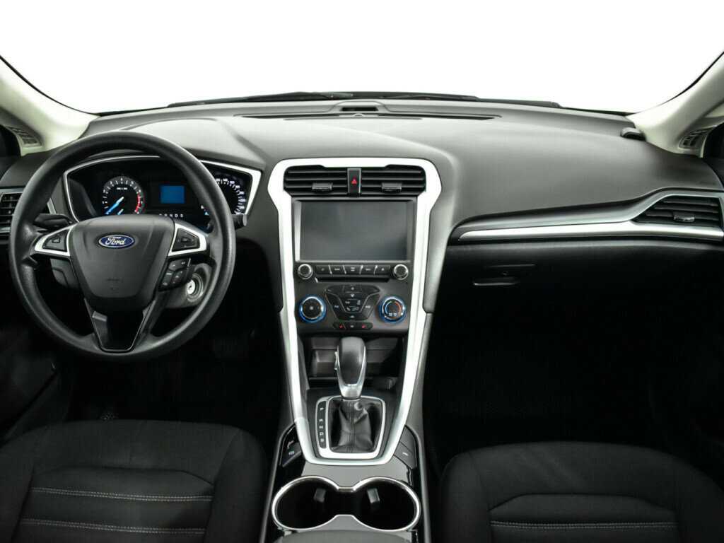Ford Mondeo с пробегом — 2015 год. Фото: #11