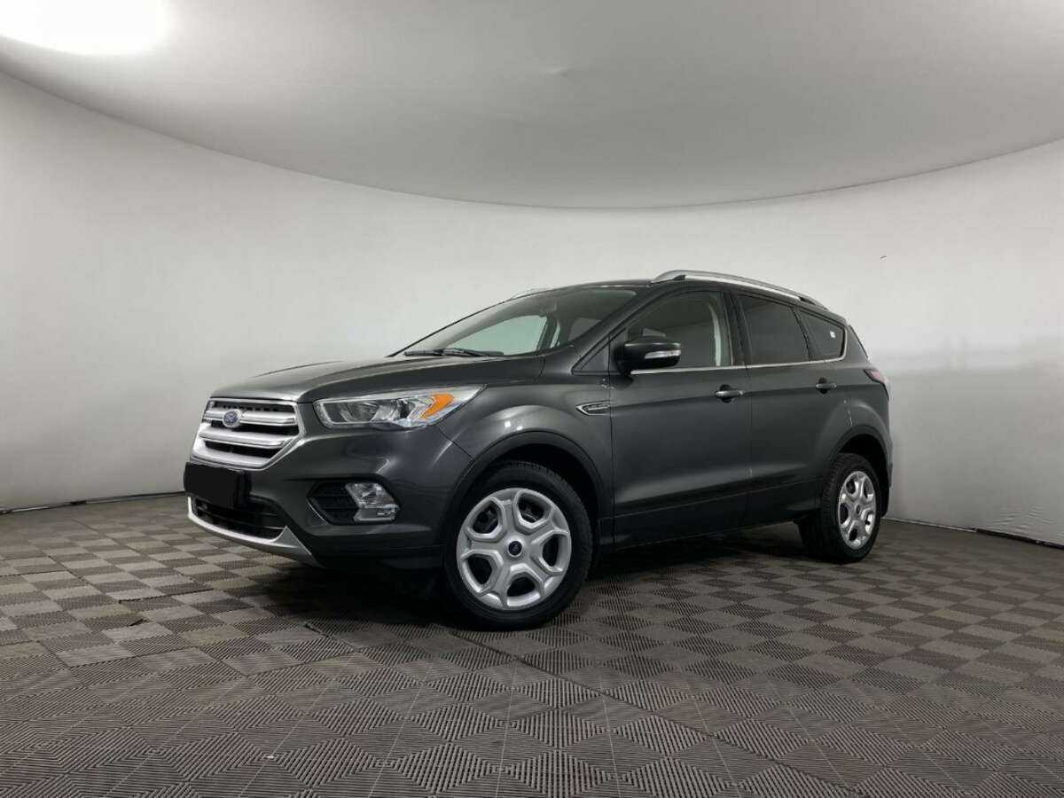 Ford Kuga с пробегом — 2017 год. Фото: #0