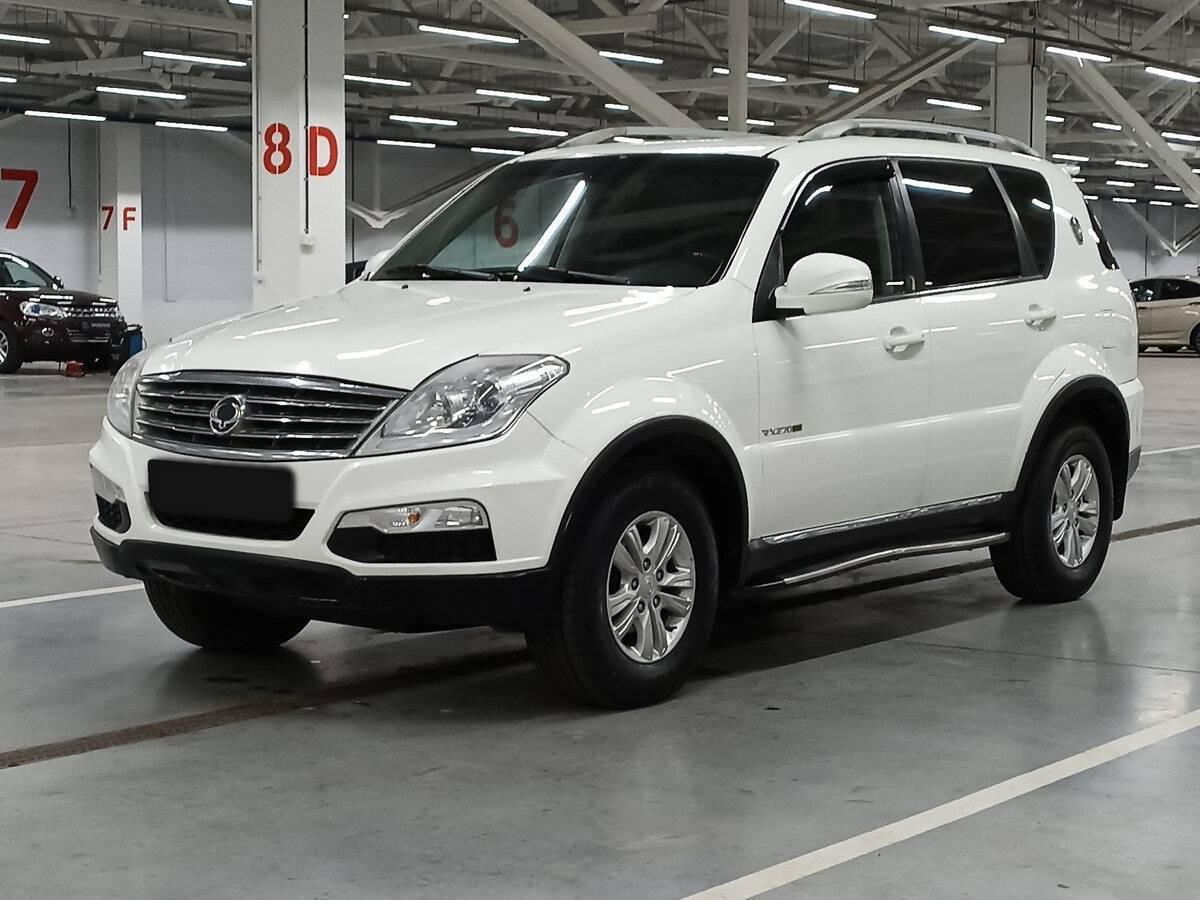 SsangYong Rexton с пробегом — 2013 год. Фото: #0