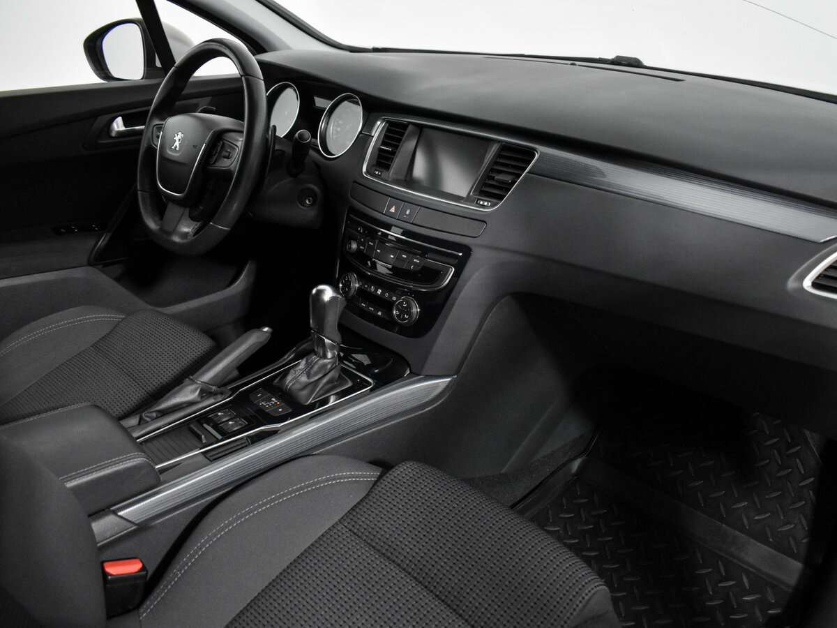 Peugeot 508 с пробегом — 2016 год. Фото: #15