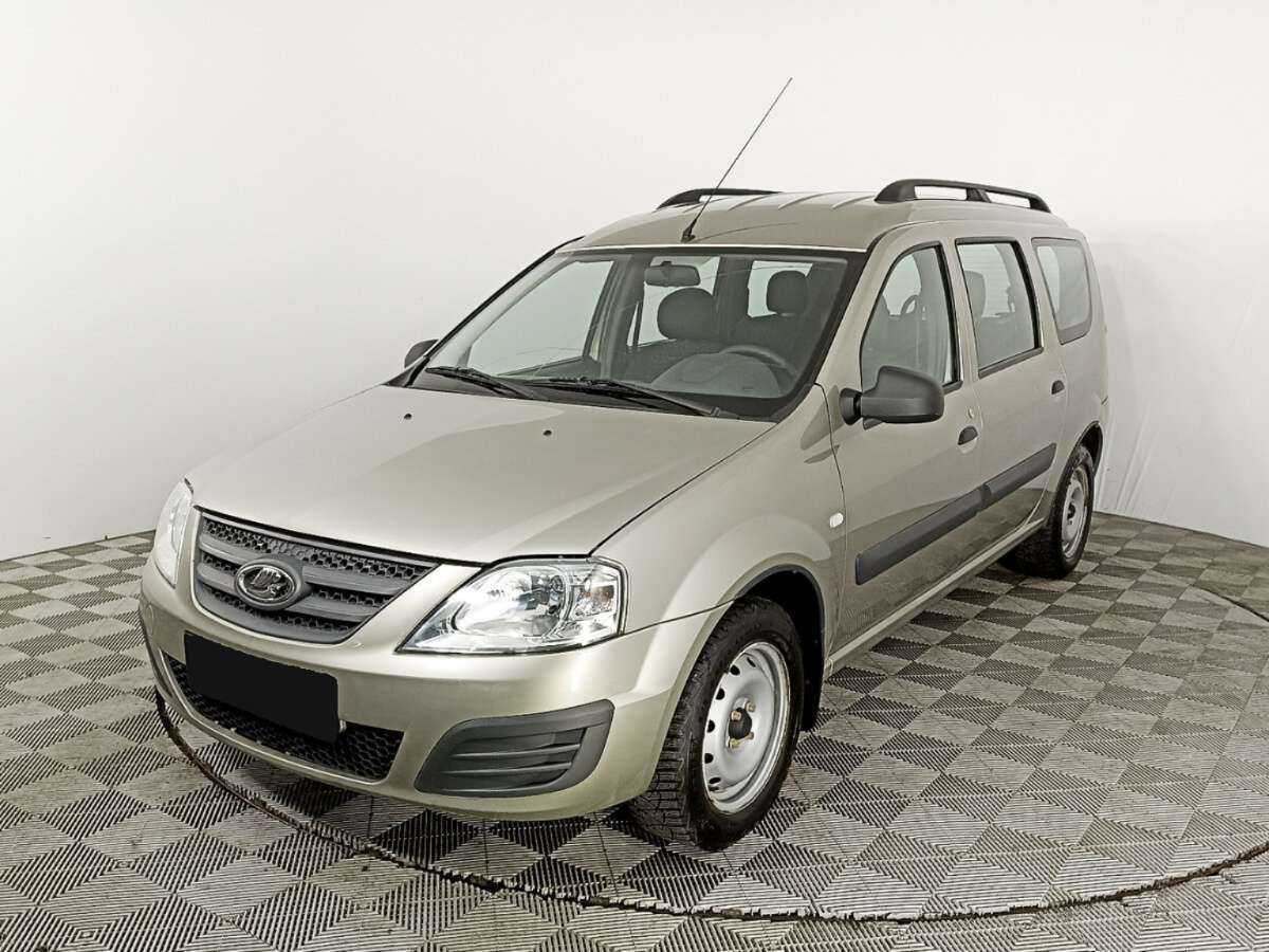 Lada (ВАЗ) Largus с пробегом — 2021 год. Посмотреть фото
