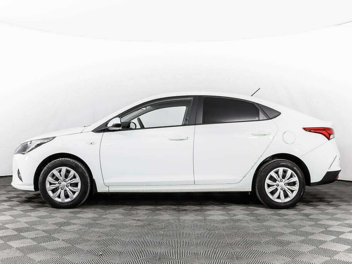 Hyundai Solaris с пробегом — 2020 год. Фото: #7