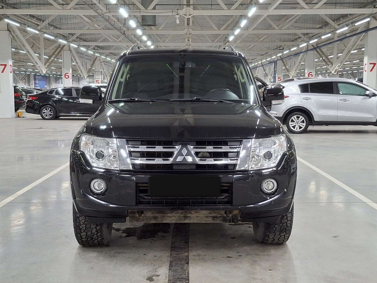 Mitsubishi Pajero с пробегом — 2012 год. Фото: #1