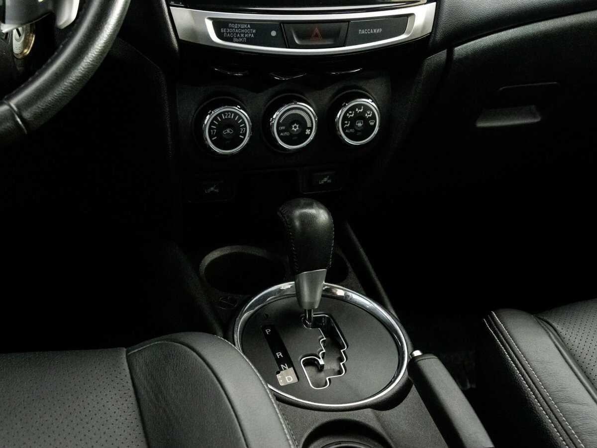 Mitsubishi ASX с пробегом — 2015 год. Фото: #9