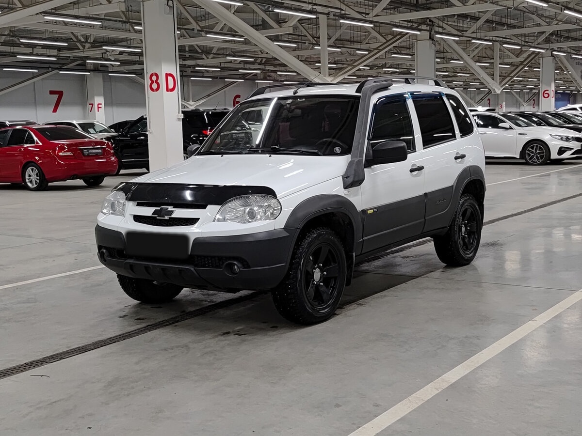 Chevrolet Niva с пробегом — 2017 год. Фото: #0