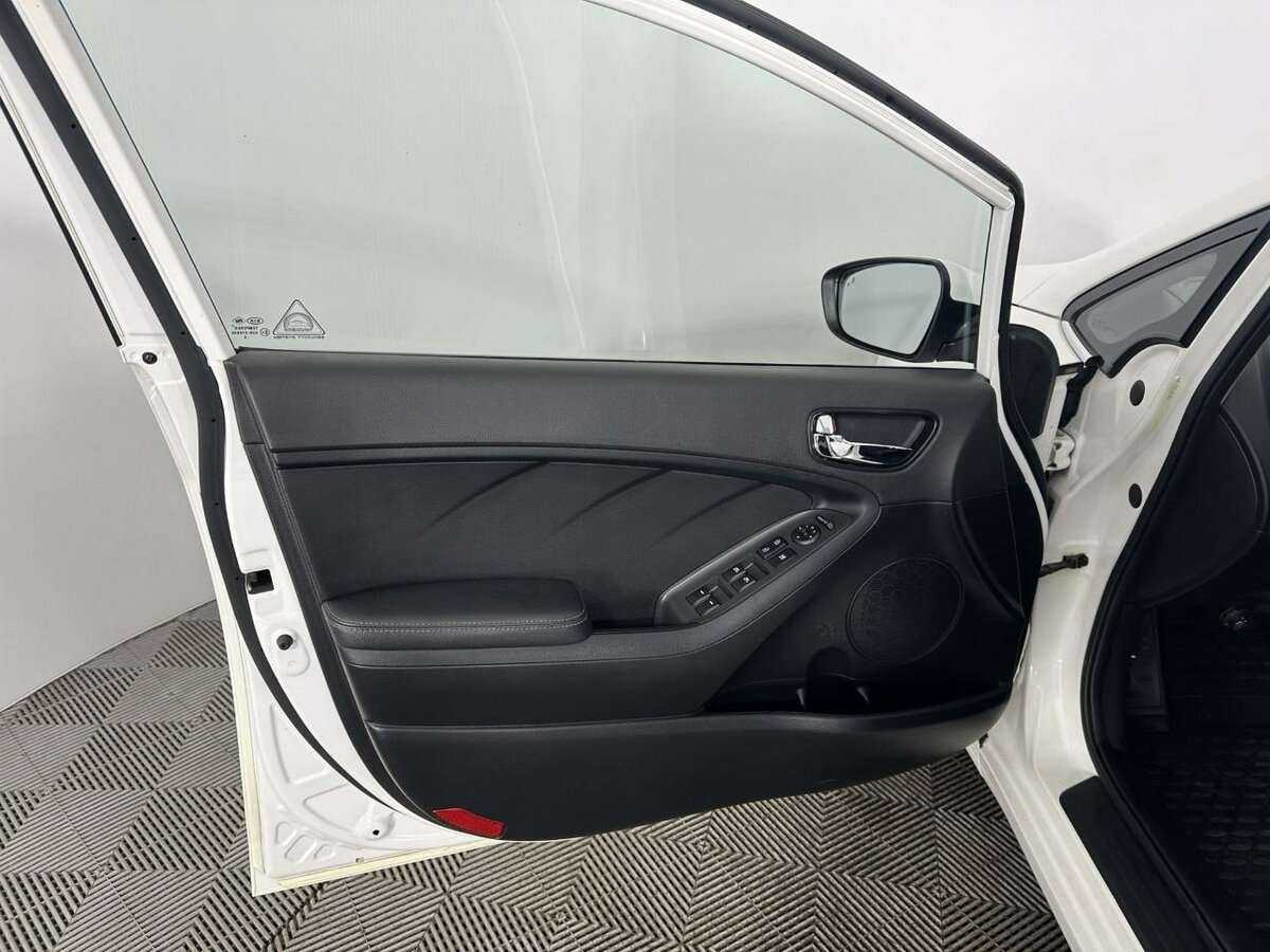 Kia Cerato с пробегом — 2018 год. Фото: #7