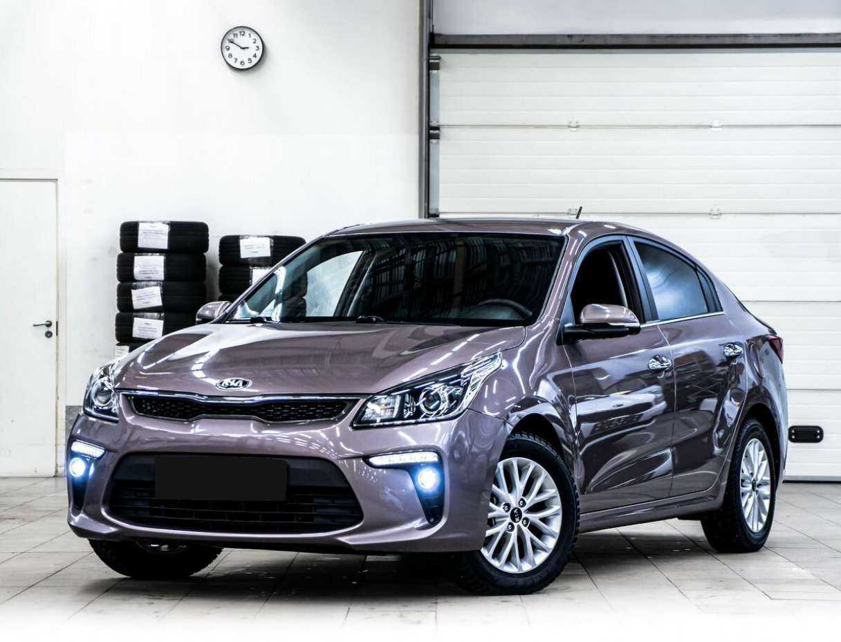 Kia Rio с пробегом — 2018 год. Посмотреть фото