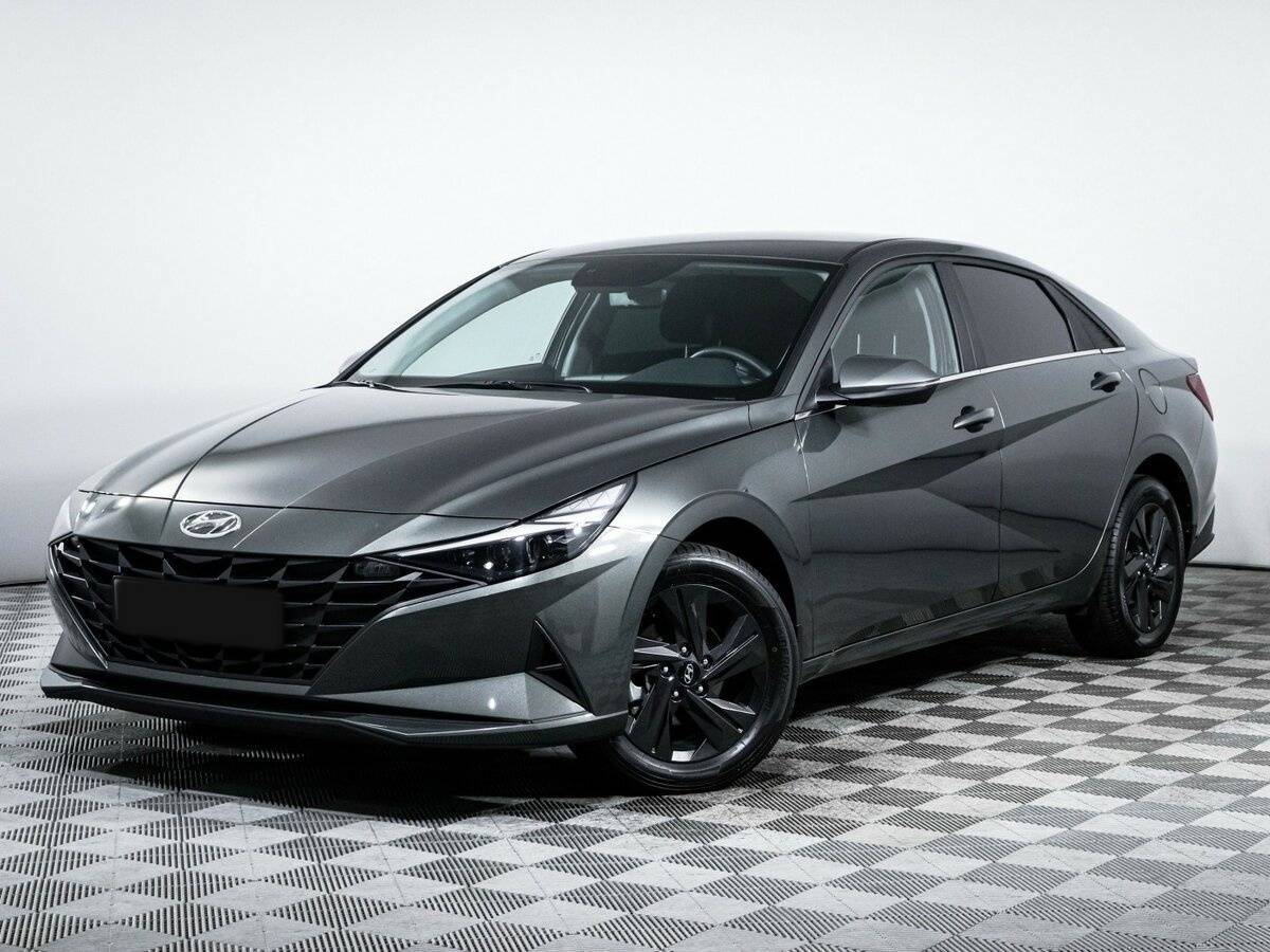 Hyundai Elantra с пробегом — 2021 год. Посмотреть фото