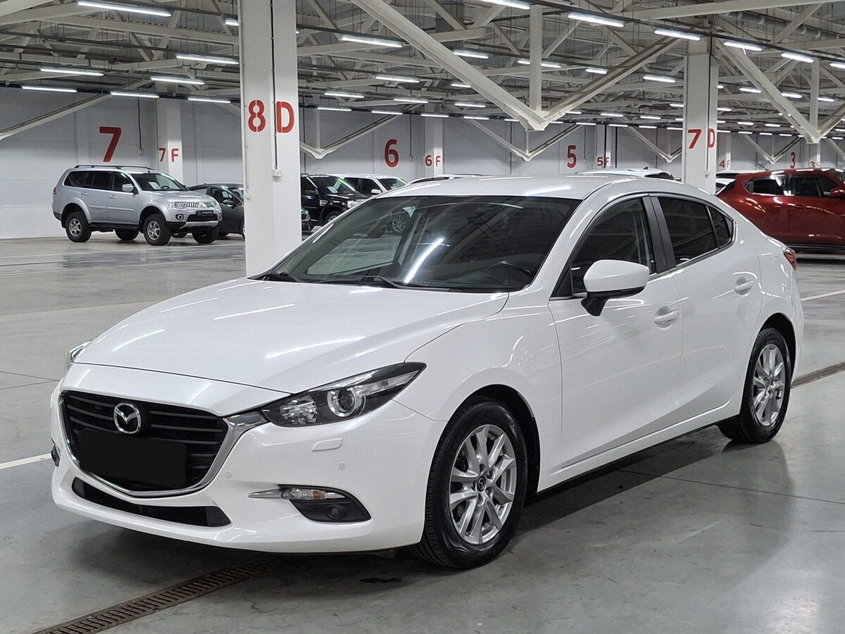 Mazda 3 с пробегом — 2018 год. Фото: #0
