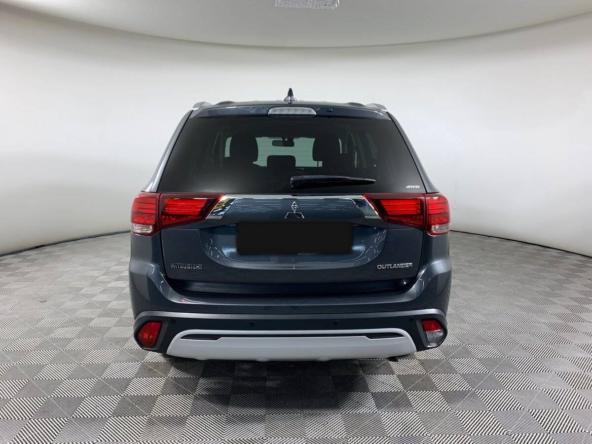 Mitsubishi Outlander с пробегом — 2019 год. Фото: #5