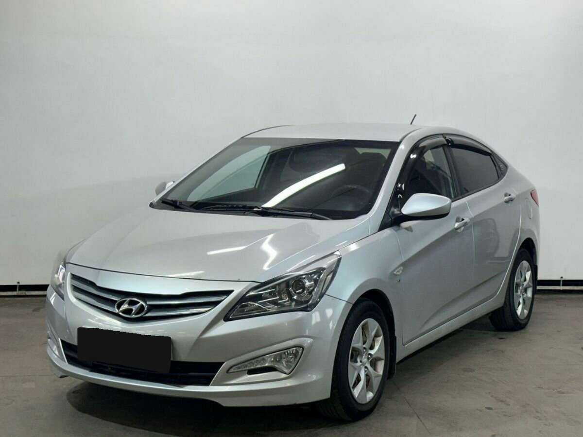 Hyundai Solaris с пробегом — 2015 год. Посмотреть фото